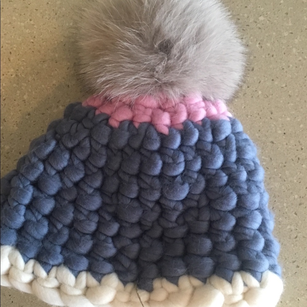 Mischa Lampert girls wool hat